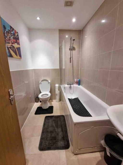 Appartement Bright And Cosy 1 Bed Flat Next To Tower Bridge à Londres Extérieur photo