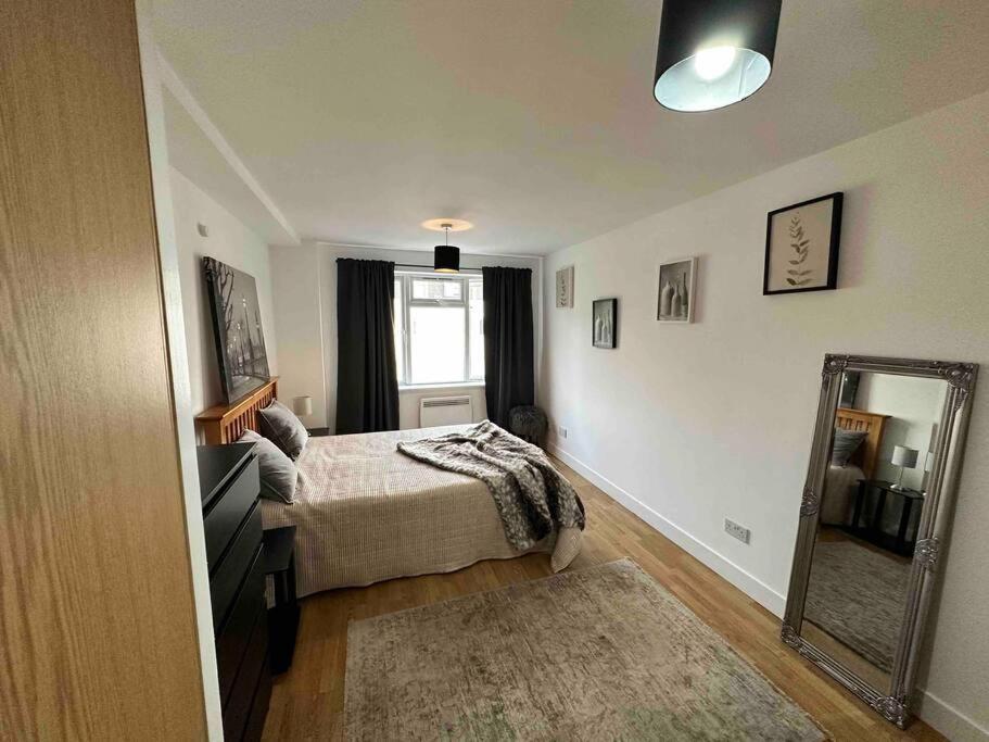 Appartement Bright And Cosy 1 Bed Flat Next To Tower Bridge à Londres Extérieur photo